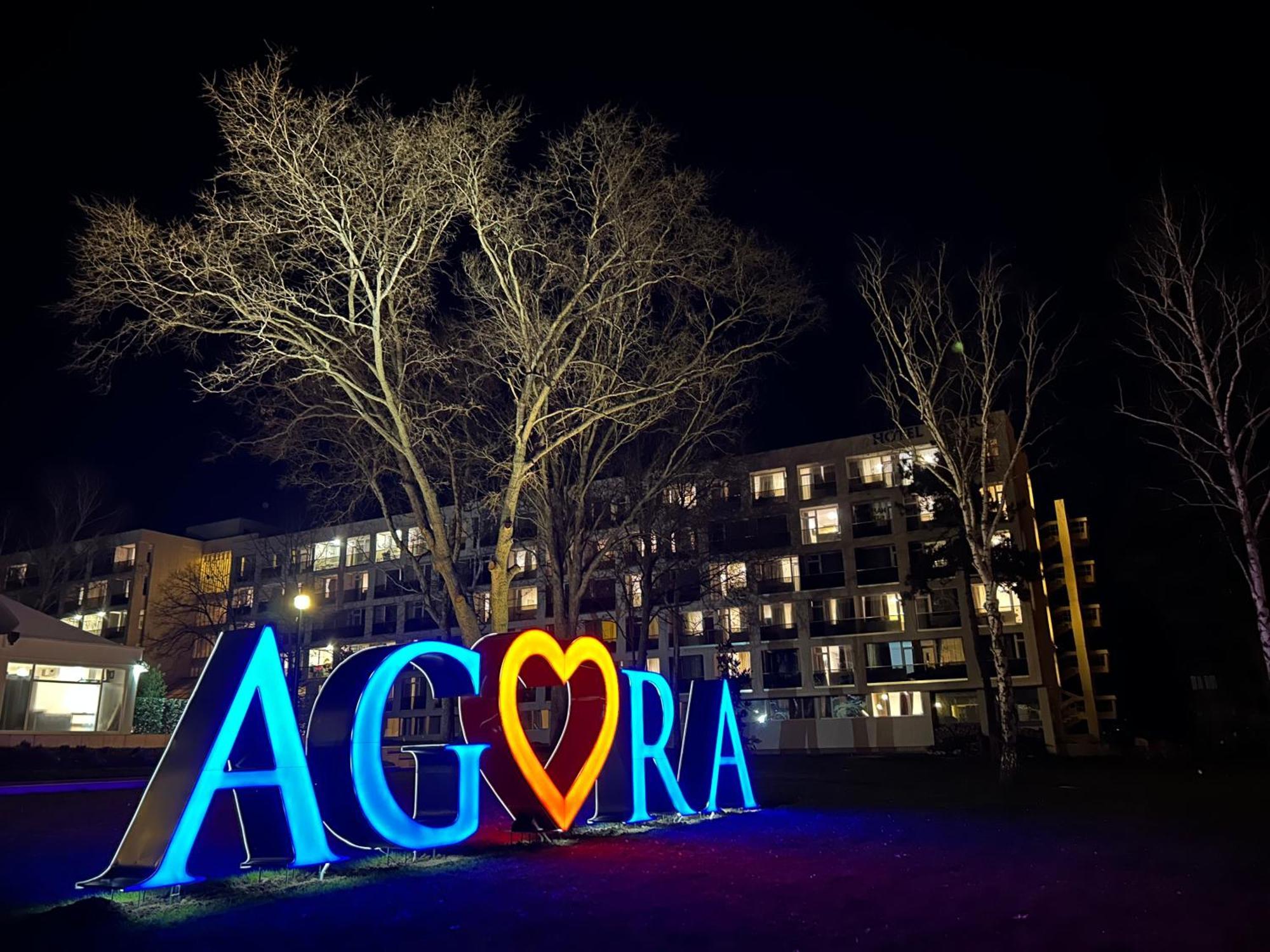 Hotel Agora Neptun Luaran gambar