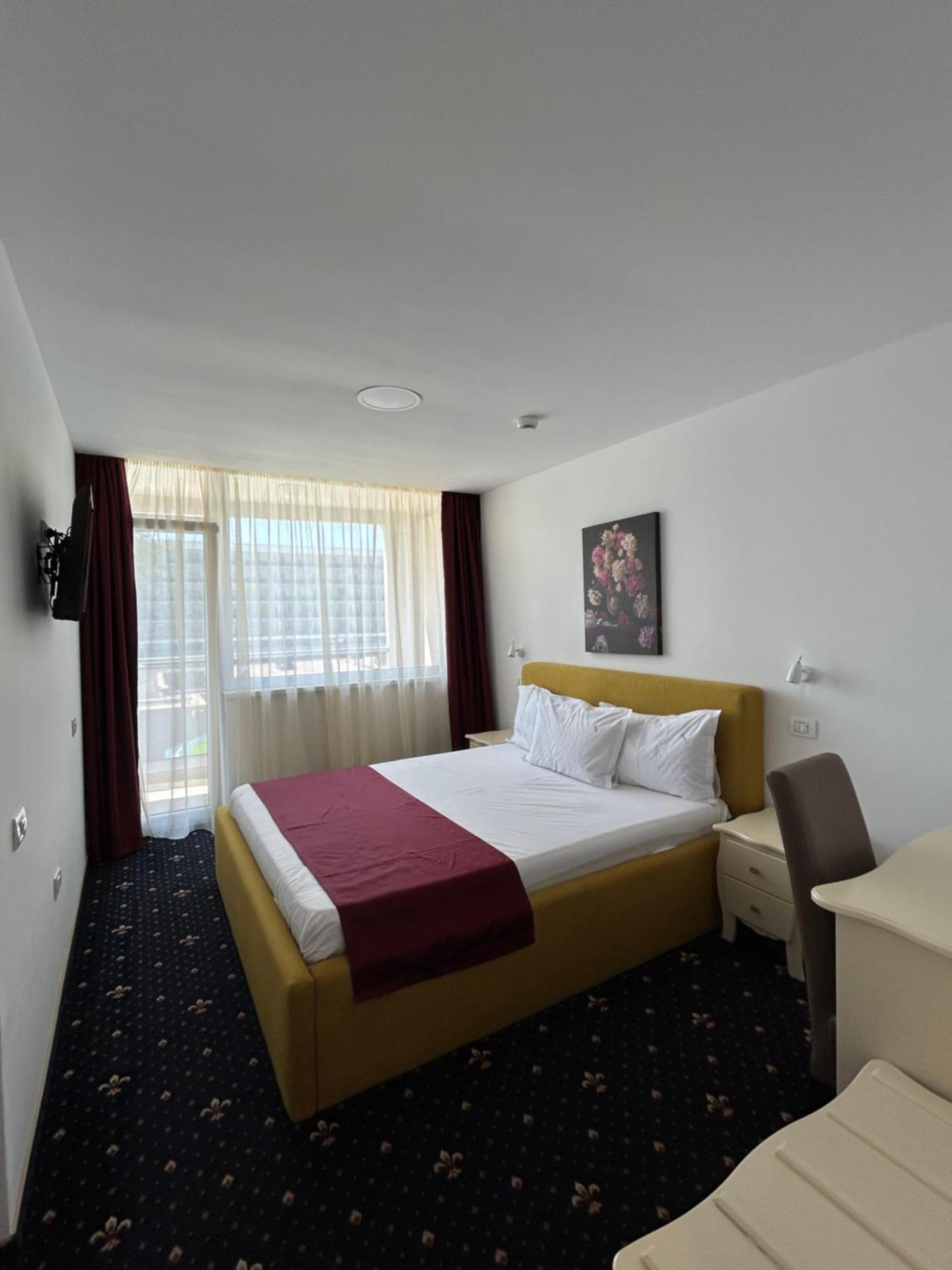 Hotel Agora Neptun Luaran gambar